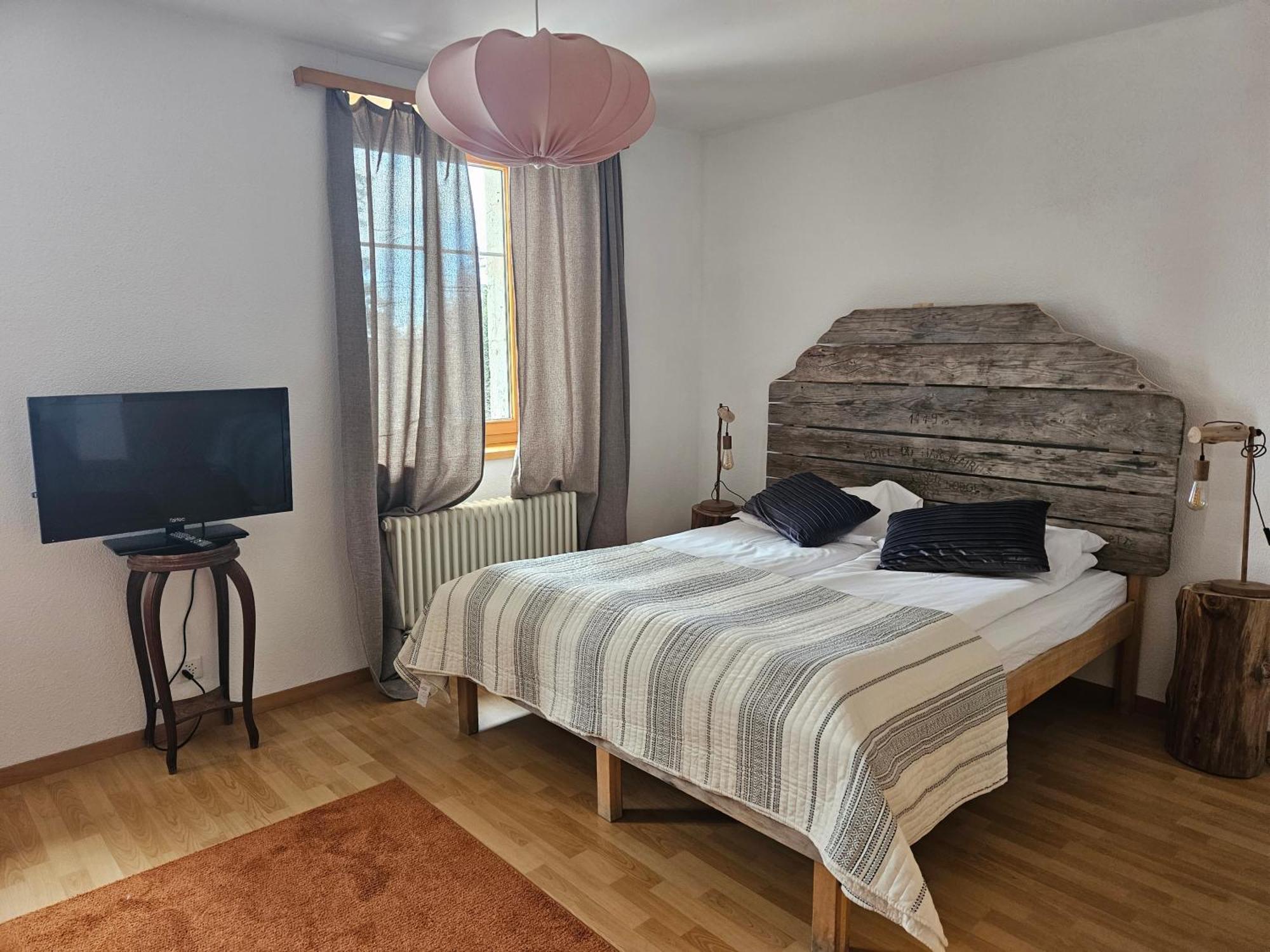 Hotel Restaurant Du Marchairuz Le Brassus Екстер'єр фото