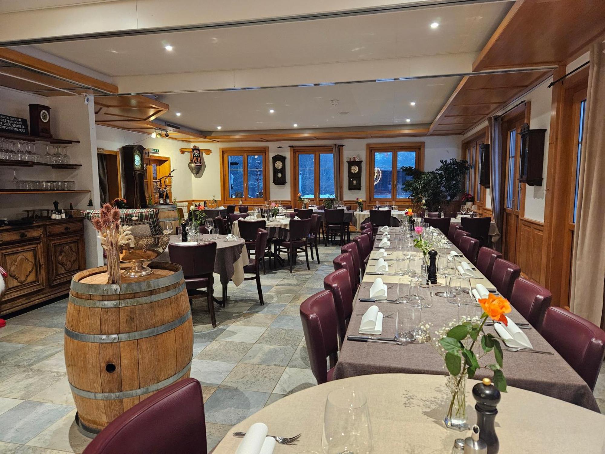 Hotel Restaurant Du Marchairuz Le Brassus Екстер'єр фото