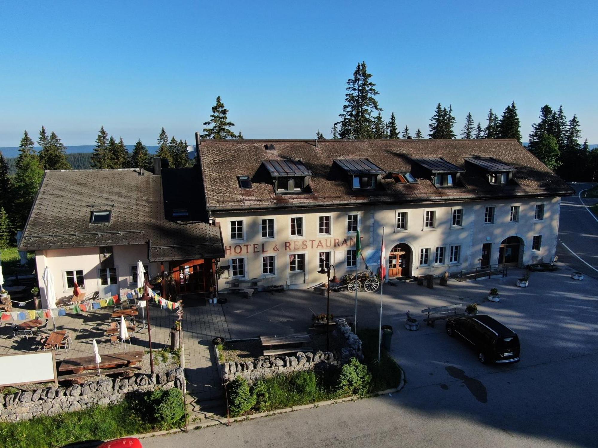Hotel Restaurant Du Marchairuz Le Brassus Екстер'єр фото