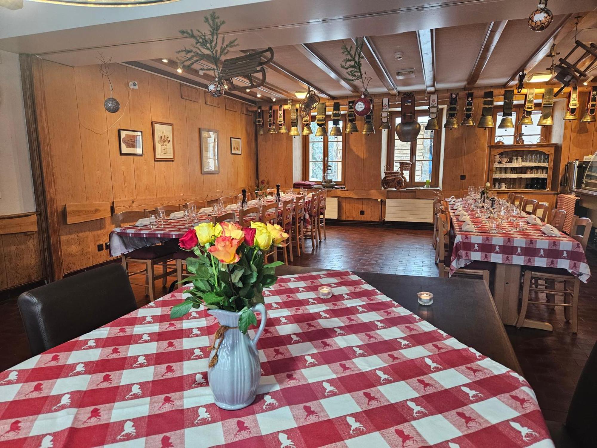 Hotel Restaurant Du Marchairuz Le Brassus Екстер'єр фото